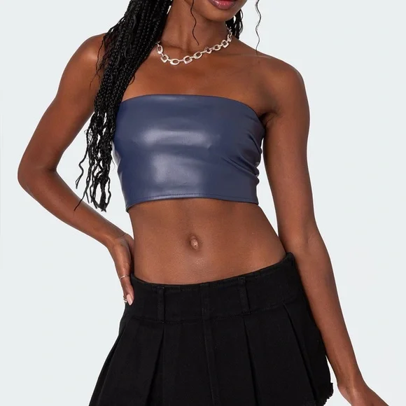 SOLD -PC - Picture 1 of 7